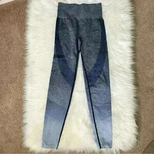 Victoria’s Secret PINK Seamless Contour Leggings Blue Ombré XS